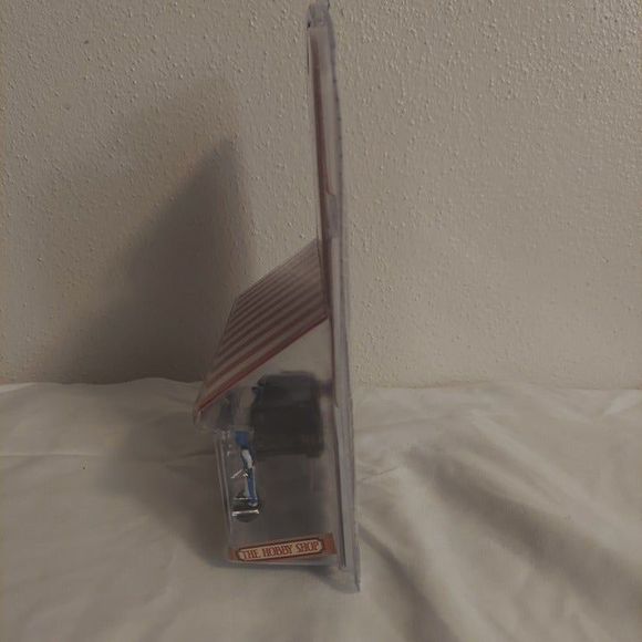 Greenlight Hobby Shop 12 - 2001 Jeep Cherokee Sport MOPAR Off-Road 97120-E - Picture 3 of 8